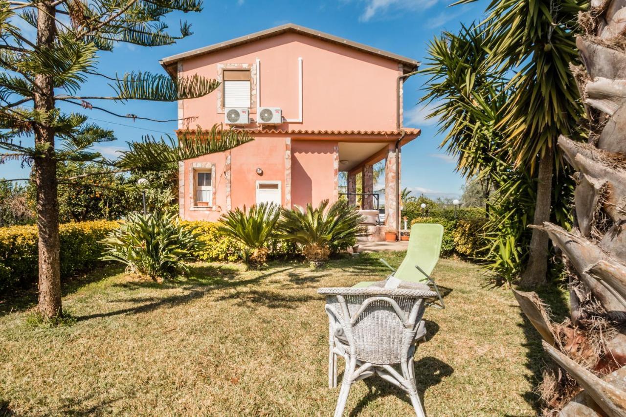 Villa Rosa Near The Sandy Beach, Parking & Wifi Noto Dış mekan fotoğraf
