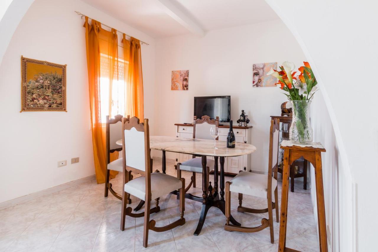 Villa Rosa Near The Sandy Beach, Parking & Wifi Noto Dış mekan fotoğraf