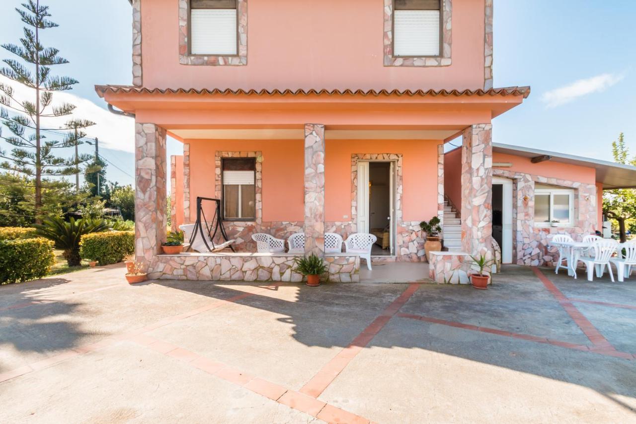 Villa Rosa Near The Sandy Beach, Parking & Wifi Noto Dış mekan fotoğraf